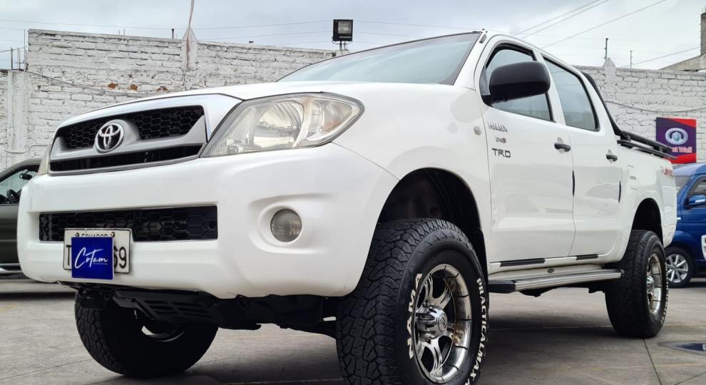 Toyota Hilux CD 4x2 Diesel 2010 Quito