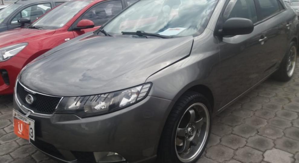 Kia Cerato 2014 Quito