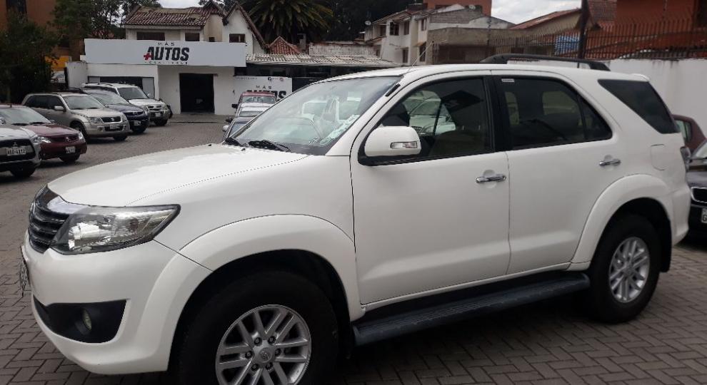 Toyota Fortuner 2.7 2015 Cuenca