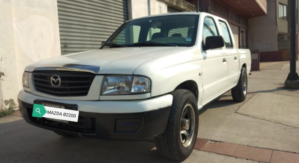 Mazda B2200 CD 2006 Guayaquil