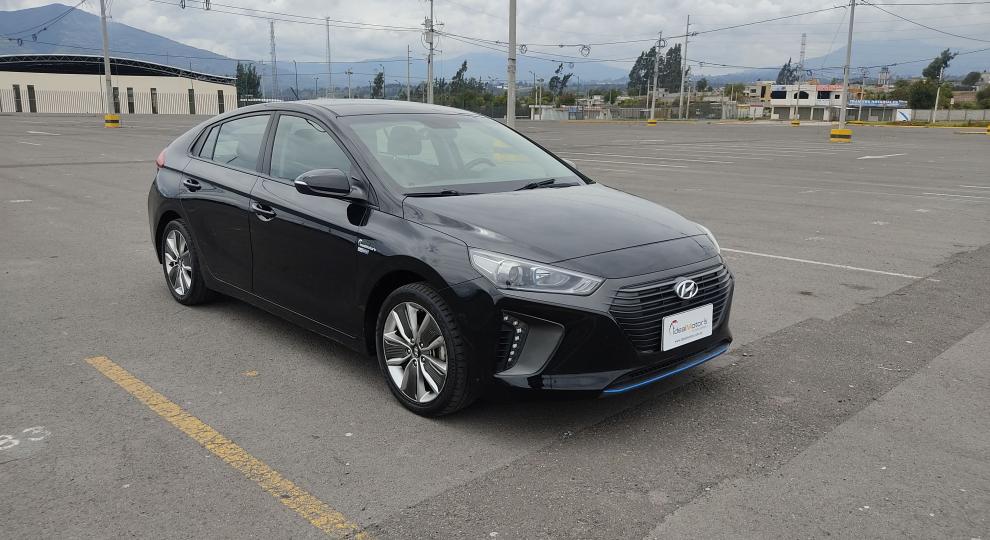 Hyundai Ioniq Hybrid 2017 Ambato