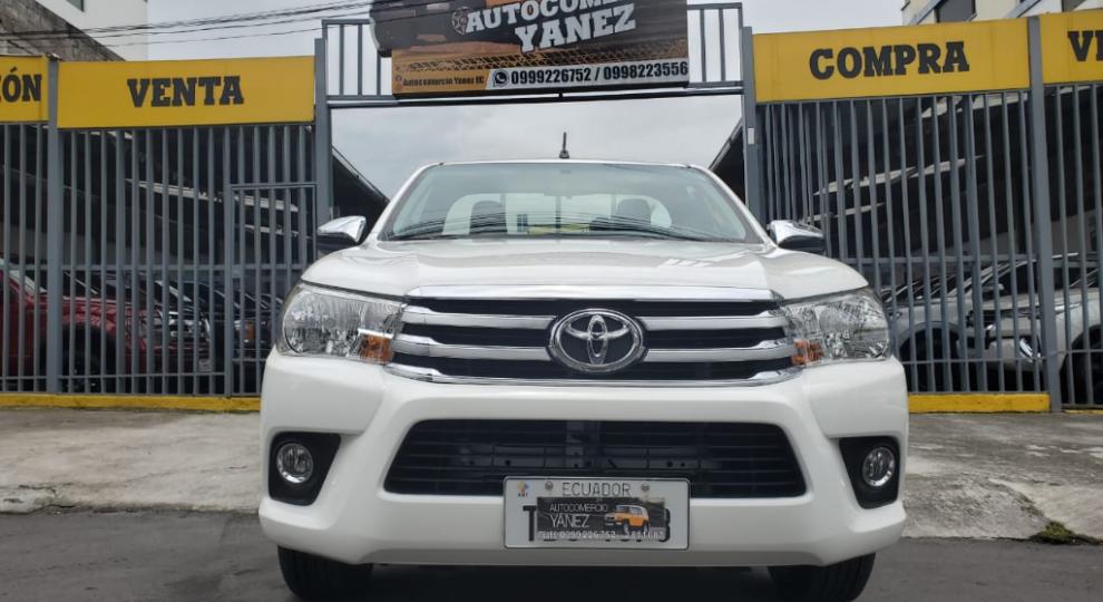 Toyota Hilux CS 4x2 2018 Quito