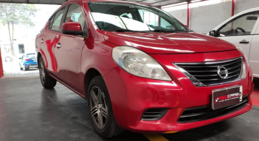 Nissan Versa 2013 Quito