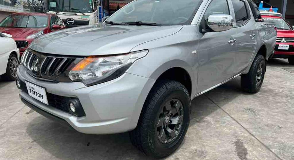 Mitsubishi Sportero L200 Limited 2019 Ambato