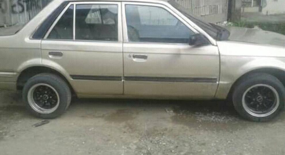 Mazda 323 1994 Guayaquil