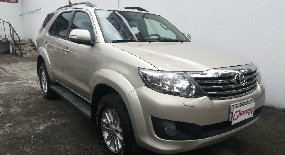 Toyota Fortuner 4.0 2014 Ambato