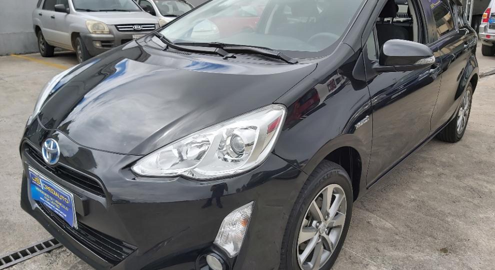 Toyota Prius C Sport 2017 Cuenca