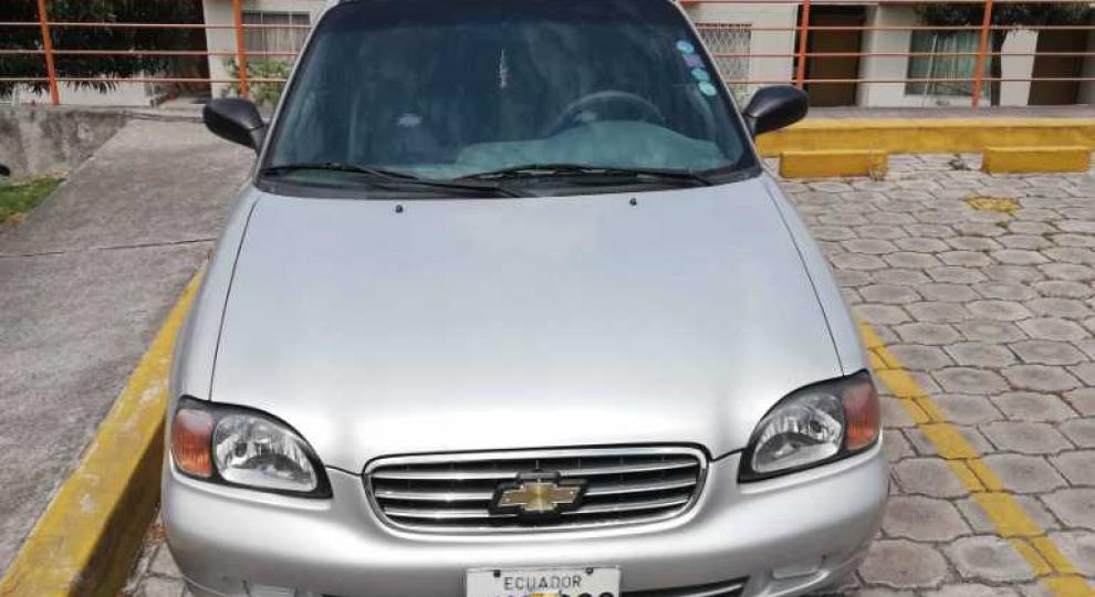Chevrolet Esteem 2002 Quito