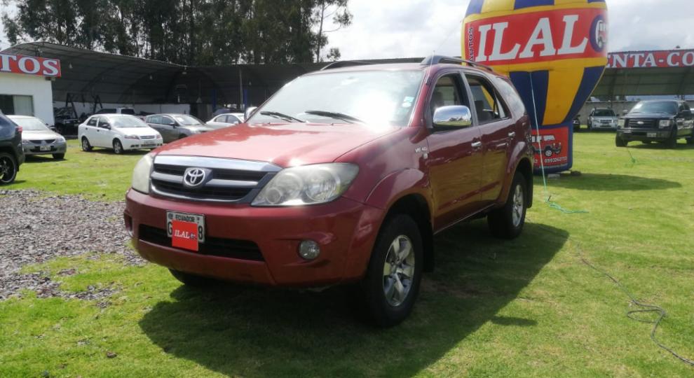 Toyota Fortuner 4.0 2007 Sangolqui