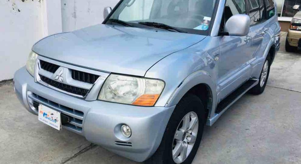 Mitsubishi Montero Blister 2006 Loja