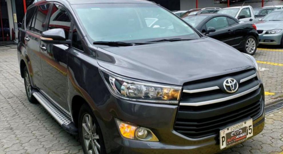 Toyota Innova 2017 Quito