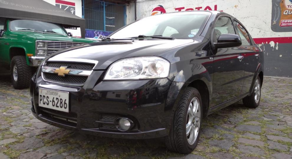 Chevrolet Aveo Emotion GLS 2017 Quito