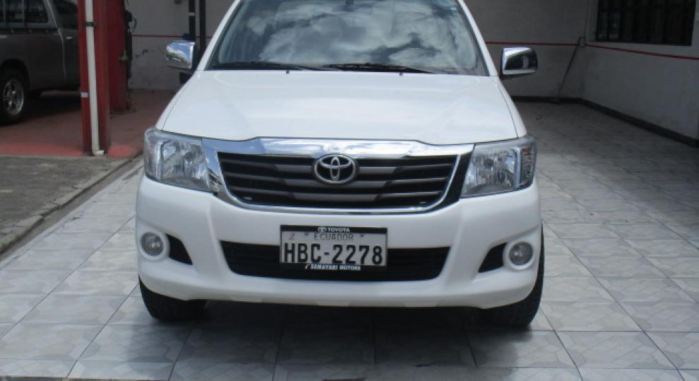 Toyota Hilux CD 4x2 2015 Latacunga