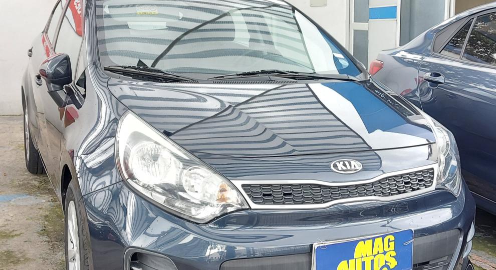 Kia Rio R 2015 Quito