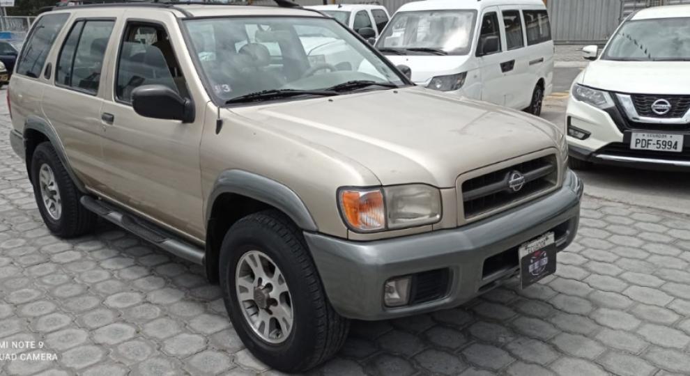 Nissan Pathfinder 2001 Quito
