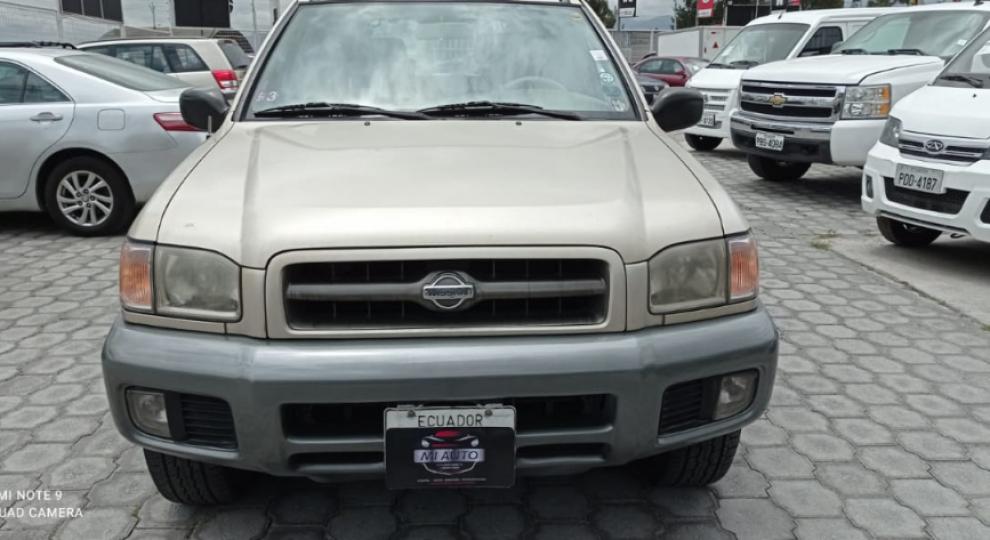 Nissan Pathfinder 2001 Quito