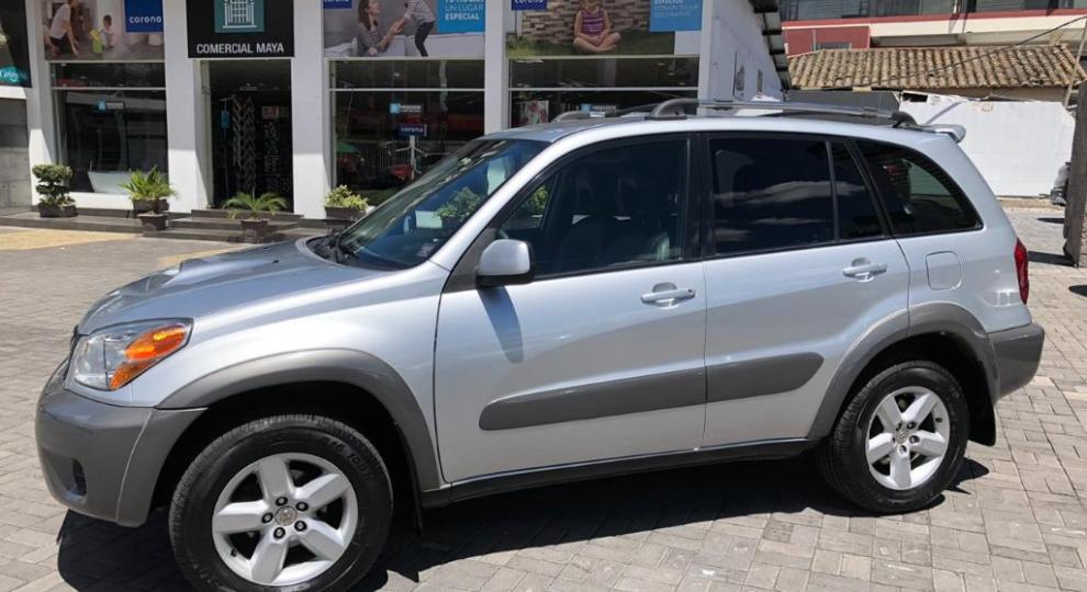 Toyota RAV 4 2004 Ambato