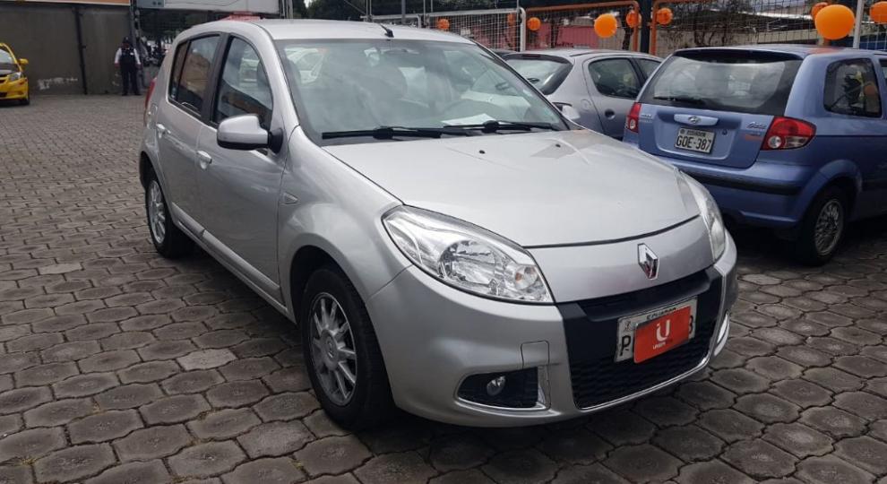 Renault Sandero Dynamic 2015 Quito