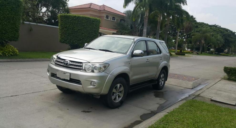 Toyota Fortuner 2.7 2010 Guayaquil
