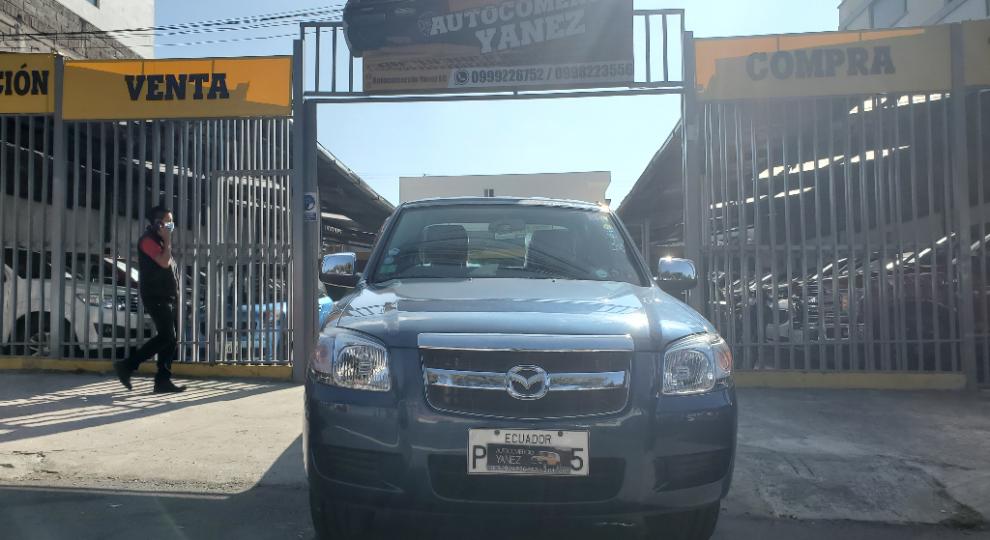 Mazda BT-50 CD ACTION 2.6 2009 Quito
