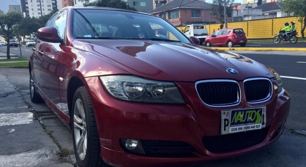 BMW 320i 2011 Quito