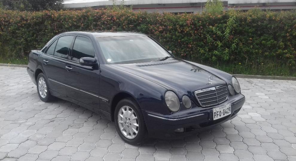Mercedes Benz E320 2001 Quito