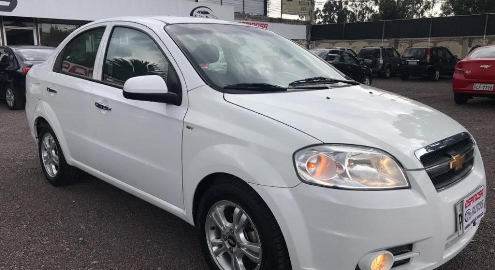 Chevrolet Aveo Emotion 2017 Quito