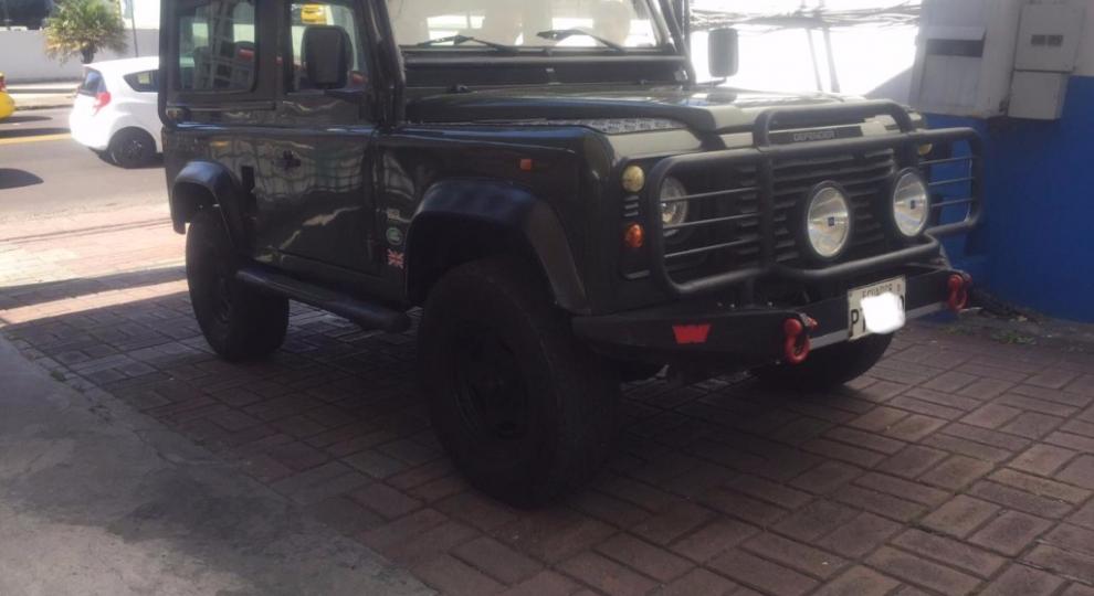 Land Rover Defender 90 1997 Quito