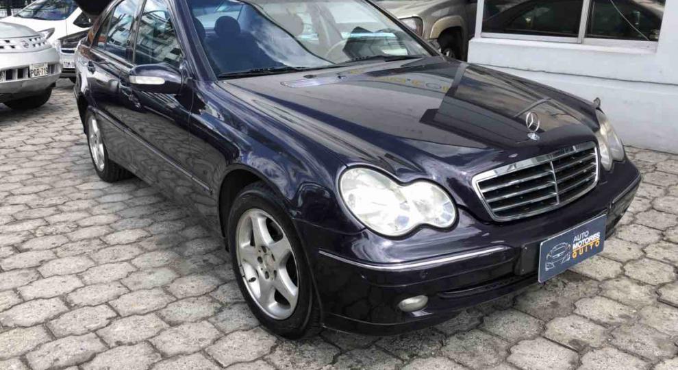 Mercedes Benz C320 2001 Quito