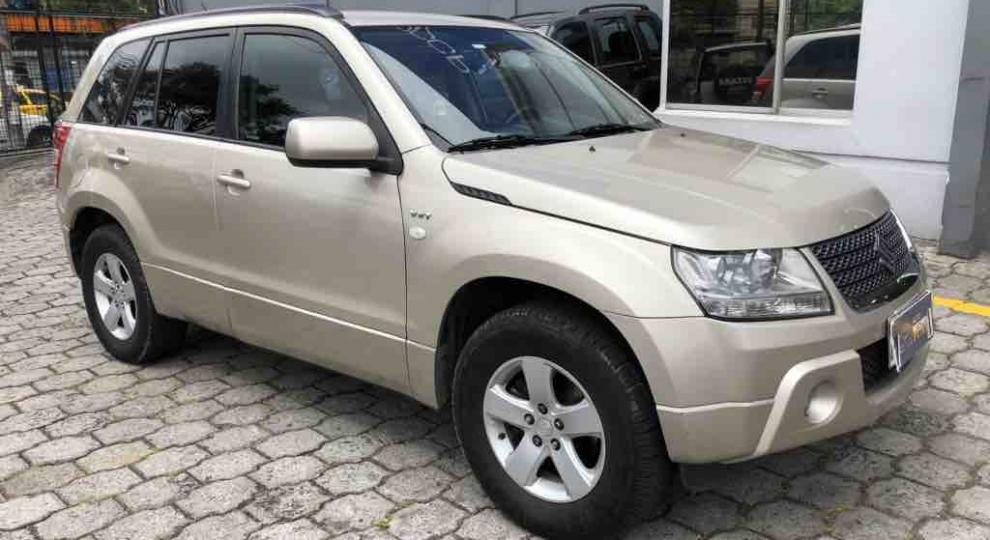 Suzuki Grand Vitara SZ 2.4 2014 Quito