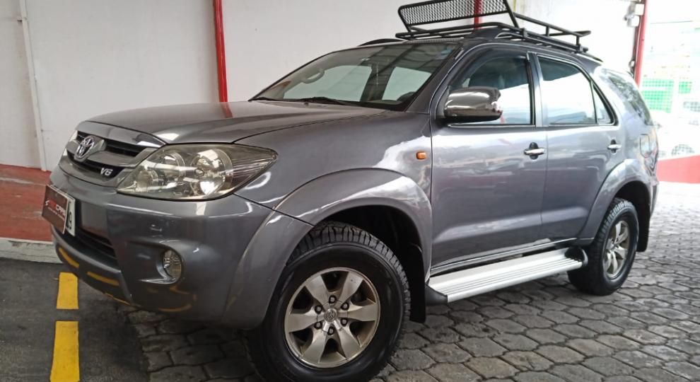 Toyota Fortuner 4.0 2008 Quito