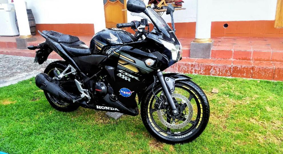 Honda CBR-250R 2018 Quito