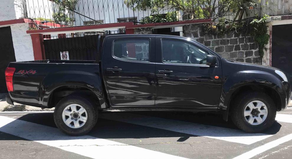 Chevrolet LUV D-MAX TM 3.0 4X4 DIESEL CD 2015 Quito
