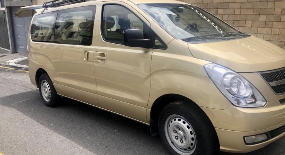 Hyundai H1 2011 Ambato