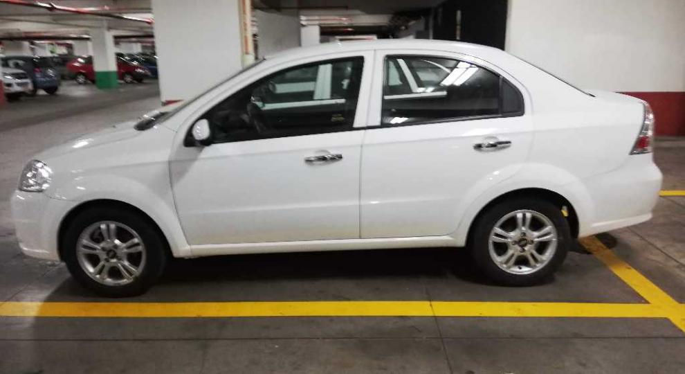 Chevrolet Aveo Emotion 2015 Quito
