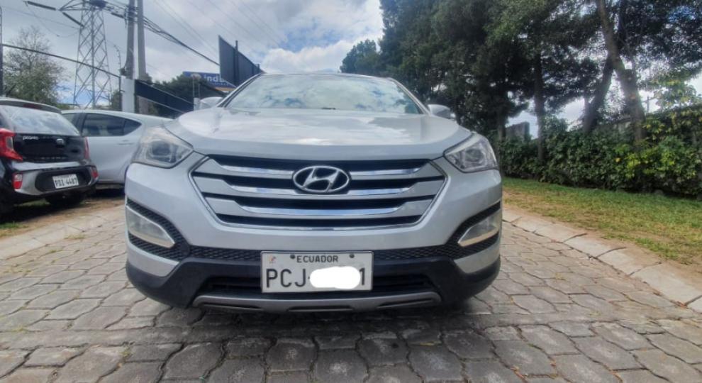 Hyundai Santa Fe 4x2 2014 Quito