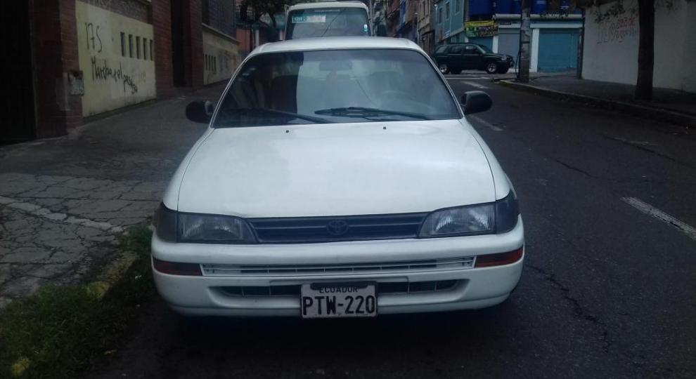 Toyota Corolla 1.2 1998 Quito