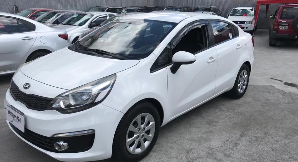 Kia Rio R 2016 Quito
