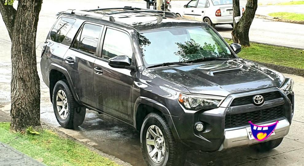 Toyota 4 Runner 2016 Cuenca