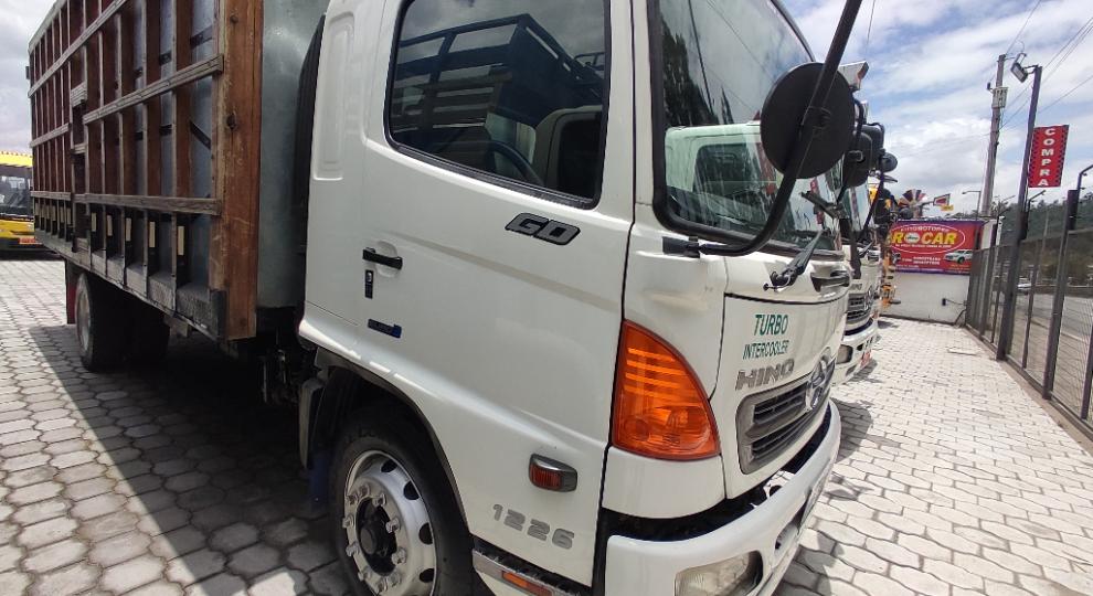 Hino GD 2011 Cuenca