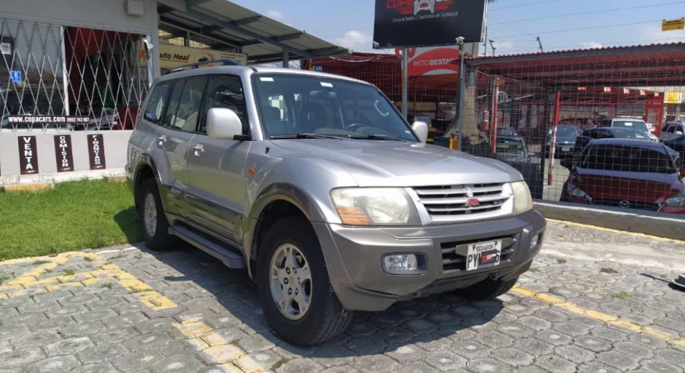 Mitsubishi Montero 5P 2002 Quito