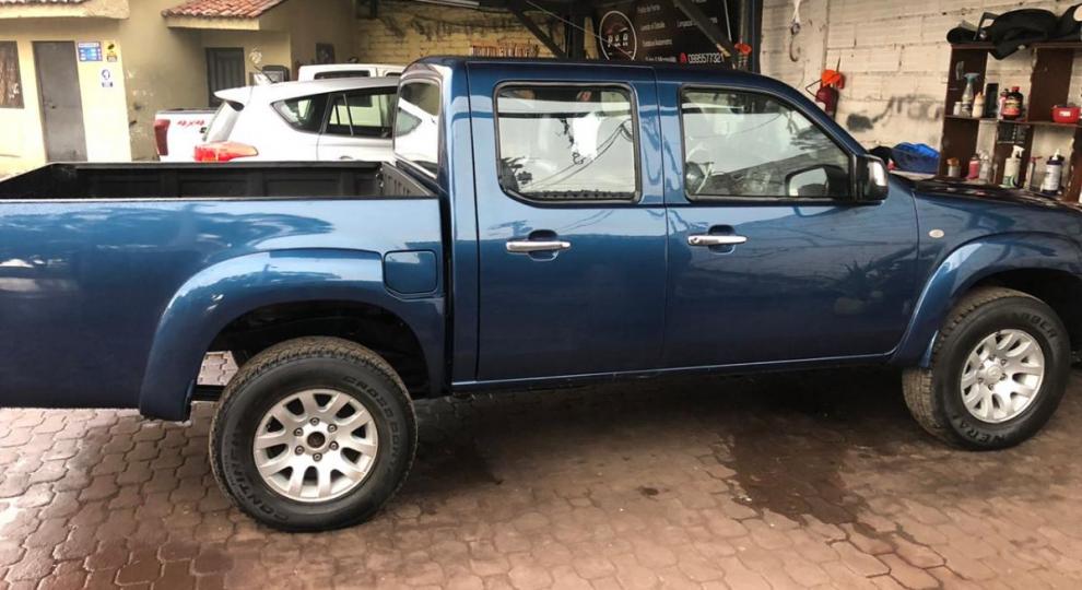 Mazda BT-50 CD ACTION 2.6 2009 Cuenca