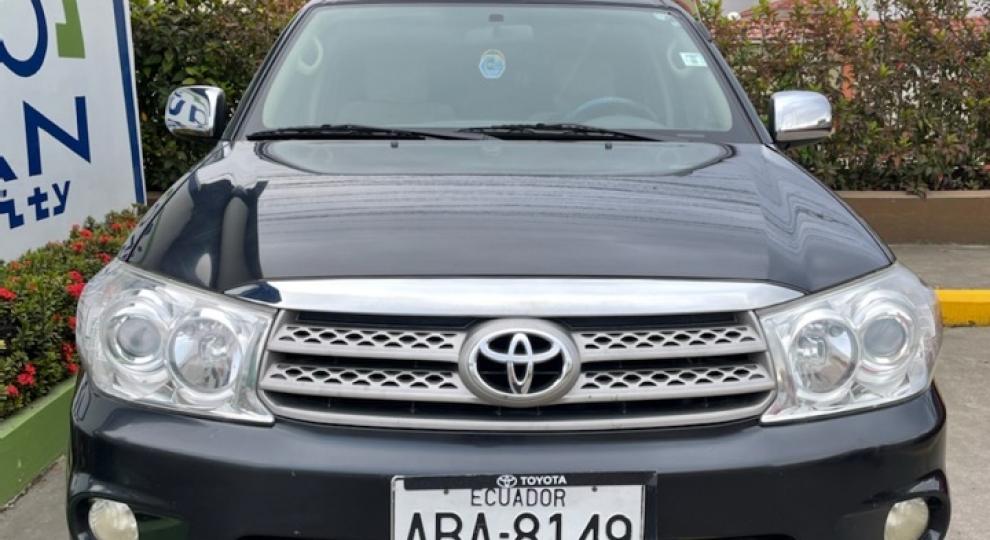 Toyota Fortuner 2.7 2010 Machala