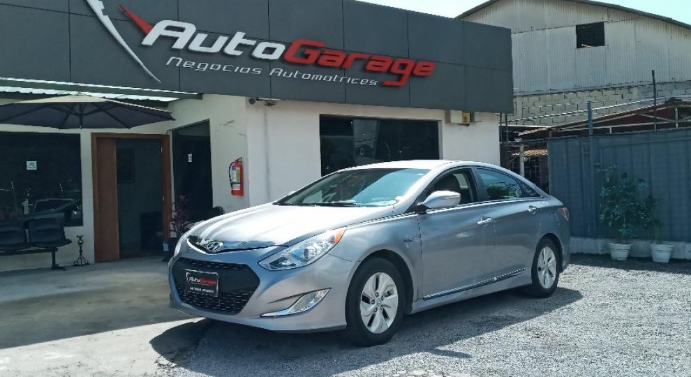 Hyundai Sonata Hybrid 2015 Quito