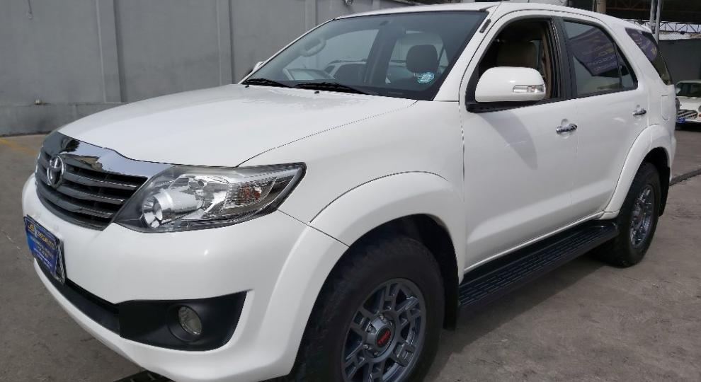 Toyota Fortuner 2.7 2015 Cuenca