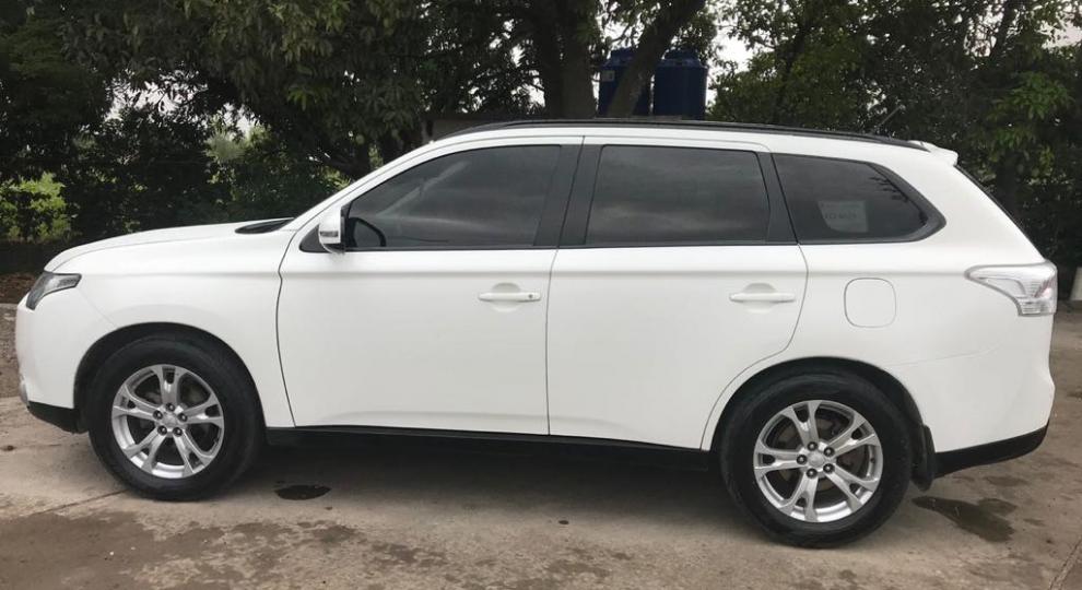 Mitsubishi Outlander 2014 Loja