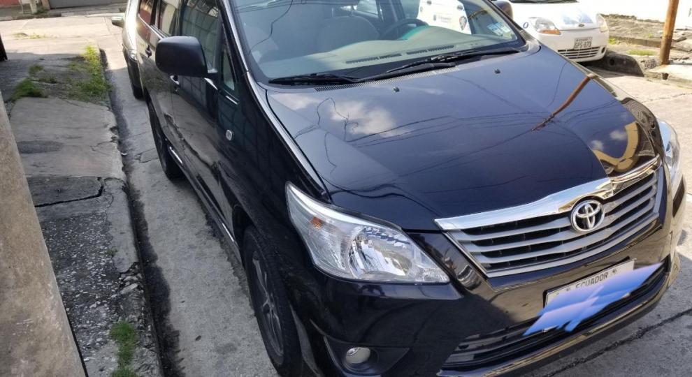 Toyota Innova 2015 Guayaquil