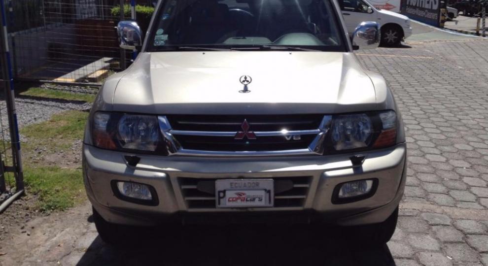 Mitsubishi Montero 5P 2002 Quito