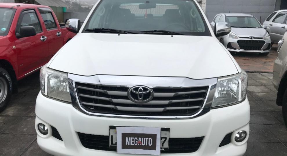 Toyota Hilux CD 4x4 2014 Loja