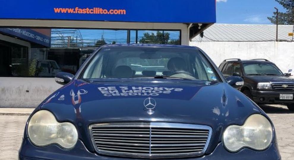 Mercedes Benz C200 K 2002 Quito